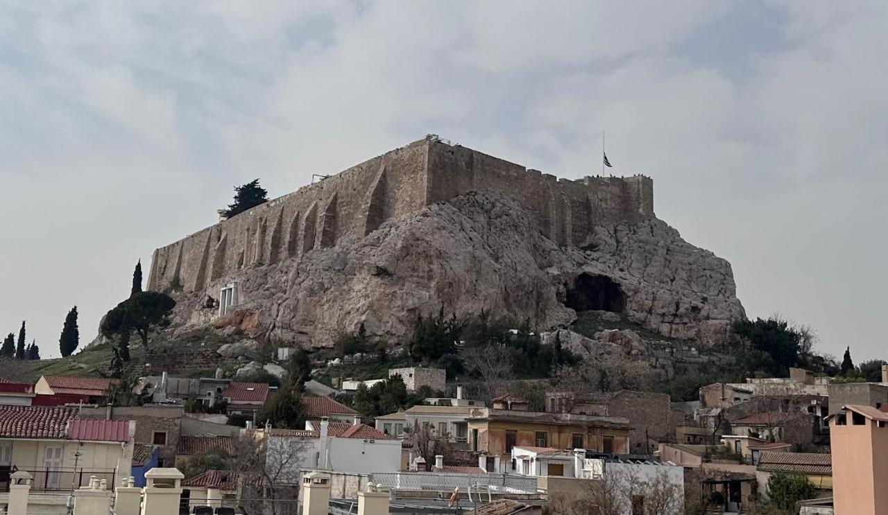 Plaka With Acropolis Rooftop View Access アテネ エクステリア 写真